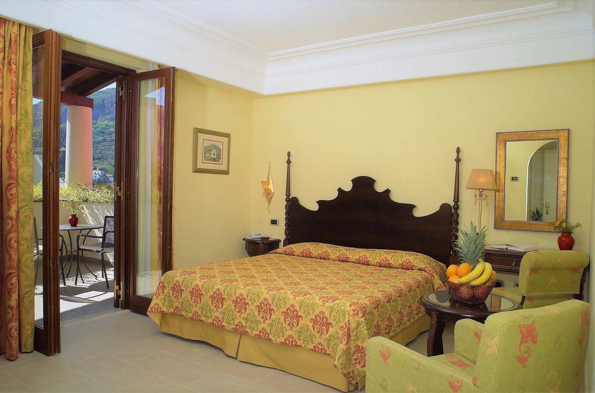 Arciduca Grand Hotel Lipari  Exterior photo