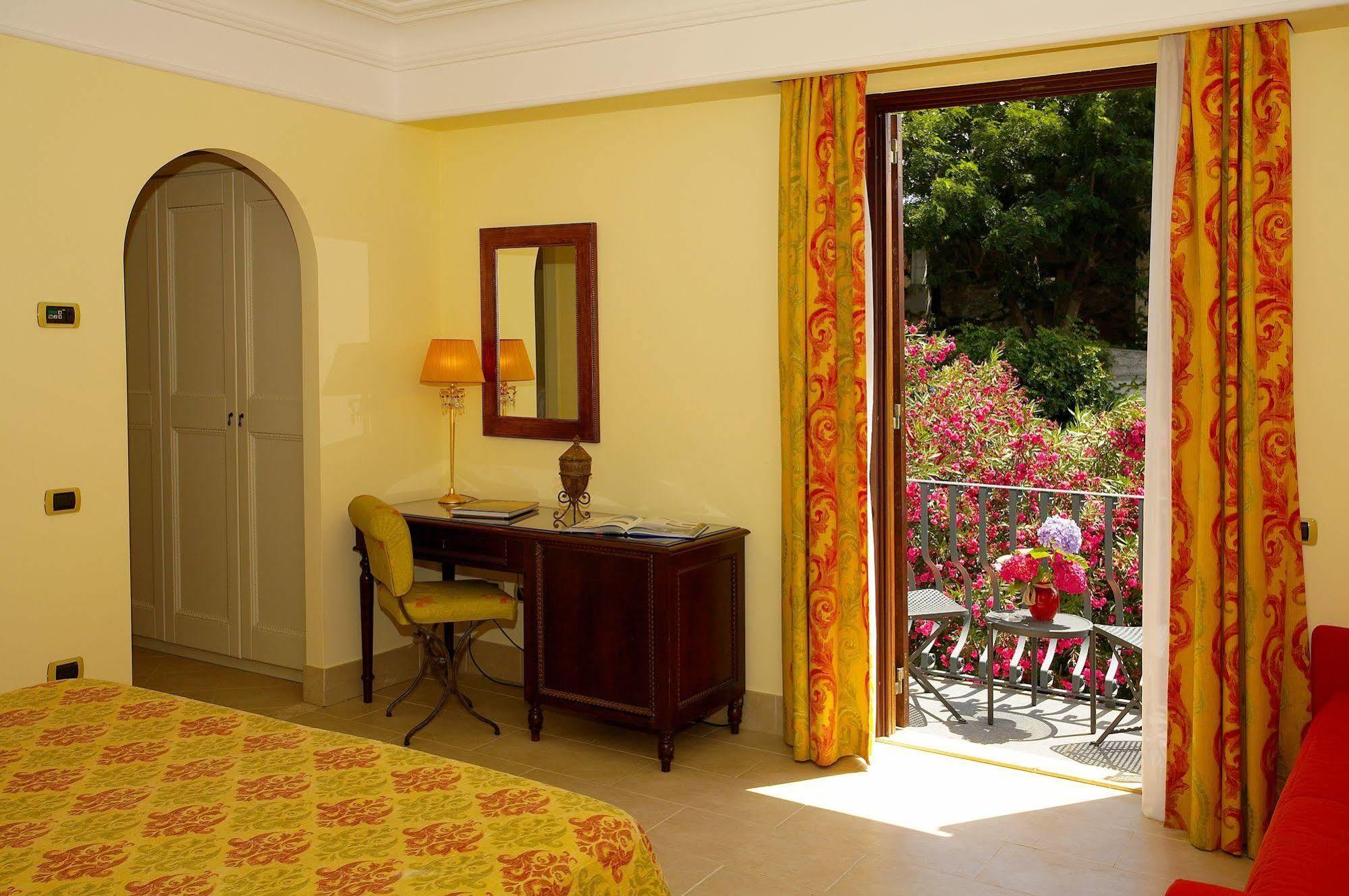 Arciduca Grand Hotel Lipari  Exterior photo