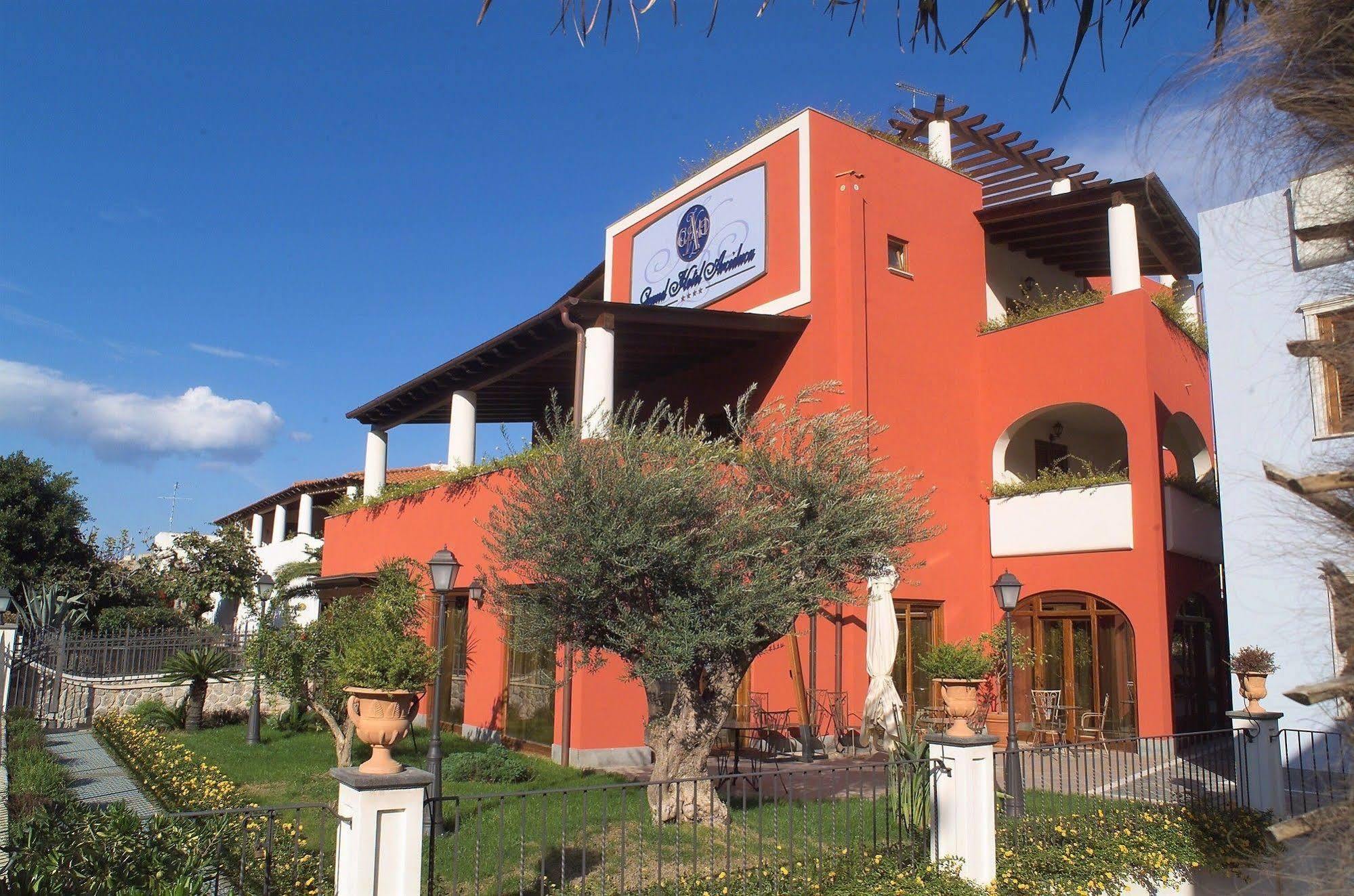 Arciduca Grand Hotel Lipari  Exterior photo